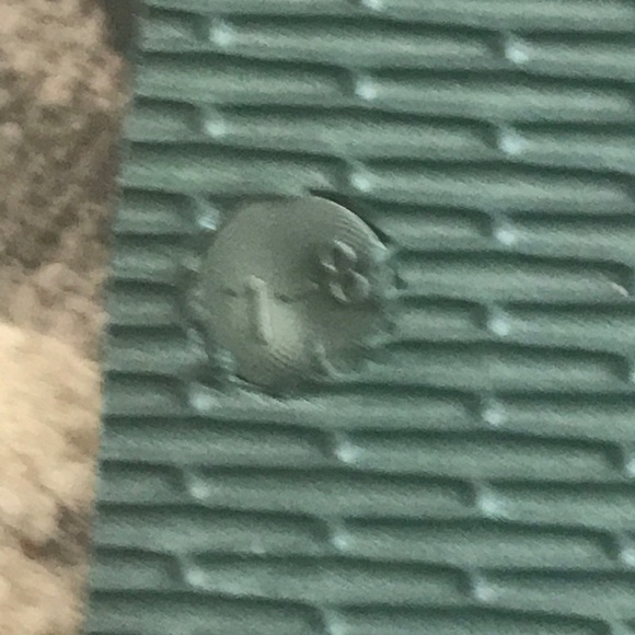 Armani Exchange Green Flip Flops - Picture 5 of 9